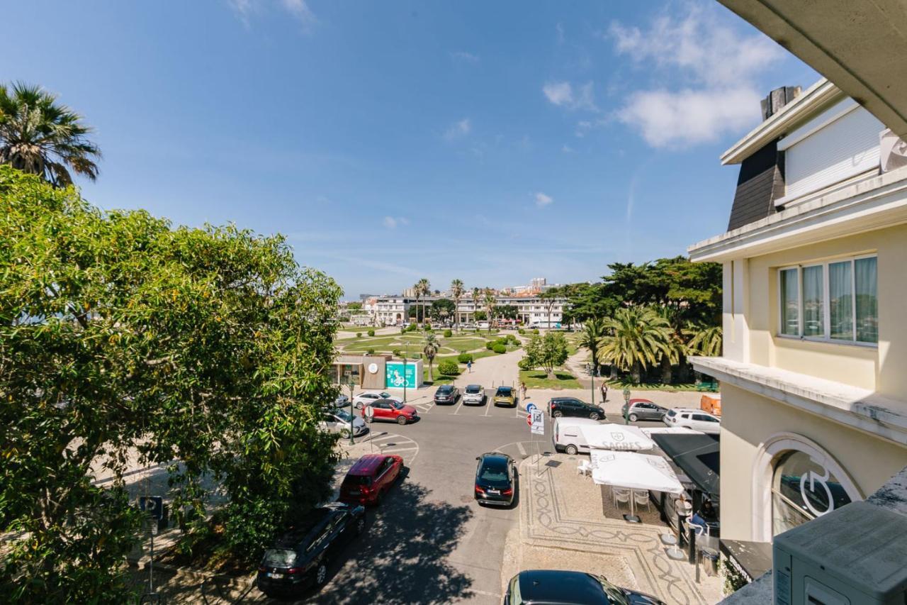 Rent4Rest Estoril Beachfront Apartments Exteriör bild