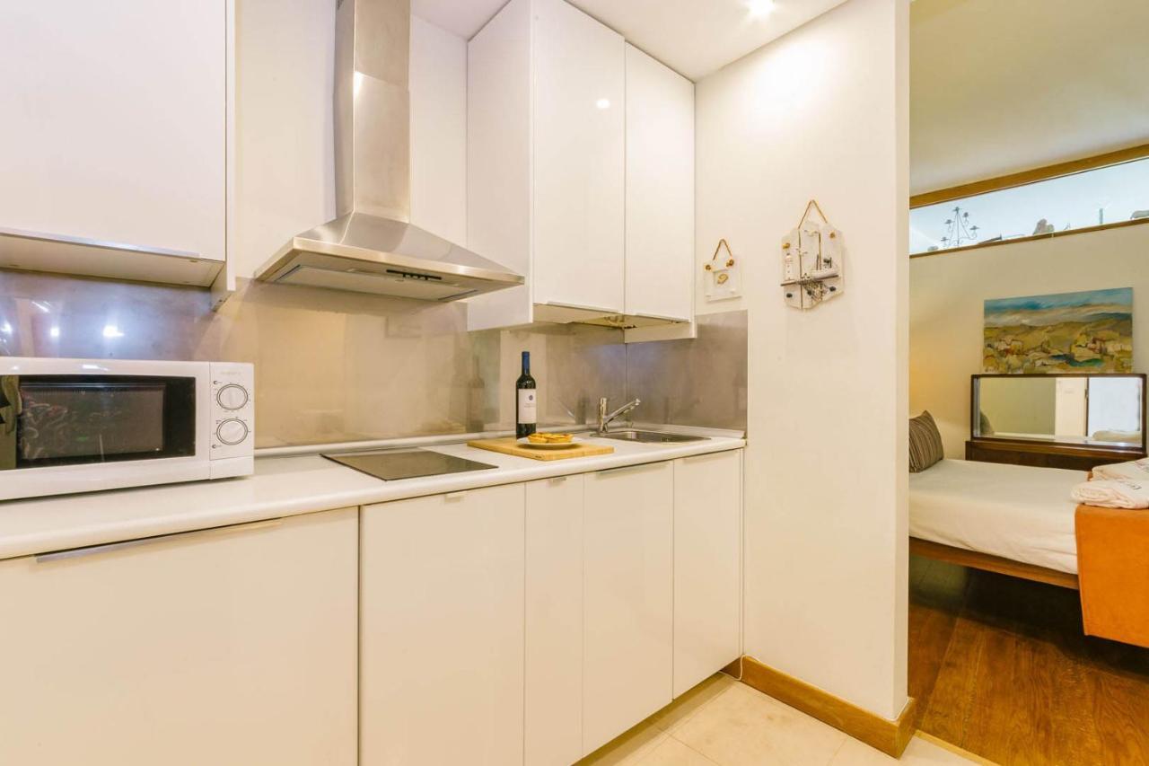 Rent4Rest Estoril Beachfront Apartments Exteriör bild