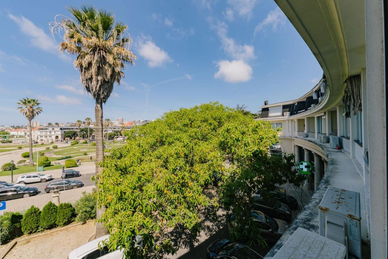Rent4Rest Estoril Beachfront Apartments Exteriör bild