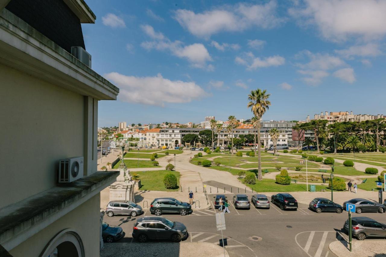 Rent4Rest Estoril Beachfront Apartments Exteriör bild